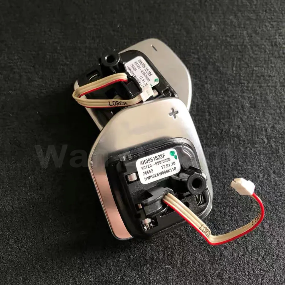For Audi A1 A3 A4 A5 A6 C7 A7 A8 Q3 Q5 Q7 Tiptronic black high-gloss chrome Steering Wheel Shift Paddle 4H0951523F 4H0951523D