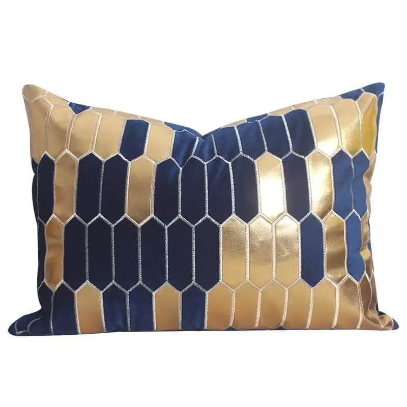 Новый однотонный чехол LeRadore 2018 из бархата с вышивкой в простом стиле Чехол на