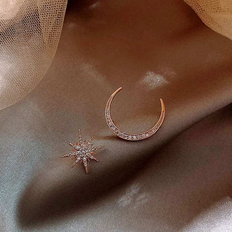 

moon earrings Korean version asymmetrical high sense earrings fashion earrings Prevent Allergy exquisite