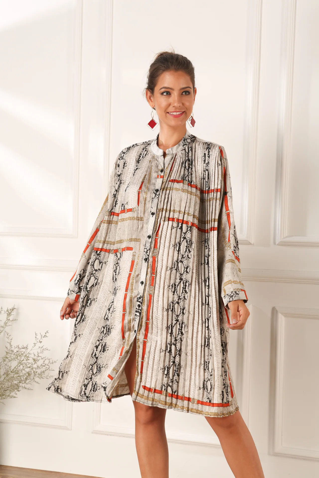 

2021 Printing Totem Shirt Dress Stand-up Collar Cinched Lace-up Pleated Loose Dress and Suit