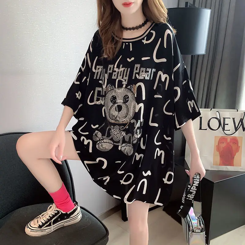 

The niche design feeling long in western style web celebrity wind T-shirt woman heavy hot fire drill short-sleeved summer big co