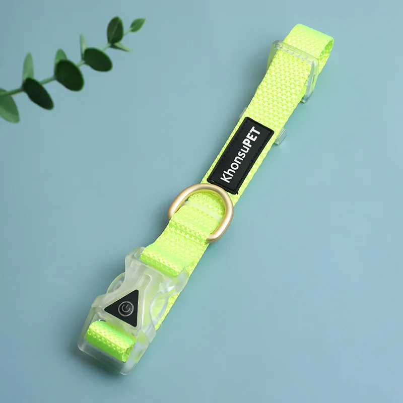 

Dog Luminous Collar Automatic Traction Rope Pet Products Small, Medium and Large Dog Walking Dog Collar Luminous Collar