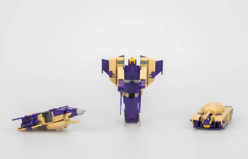 Трансформер G1 Three Change Warrior KO Lightning новая Подарочная игрушка из ПВХ в коробке