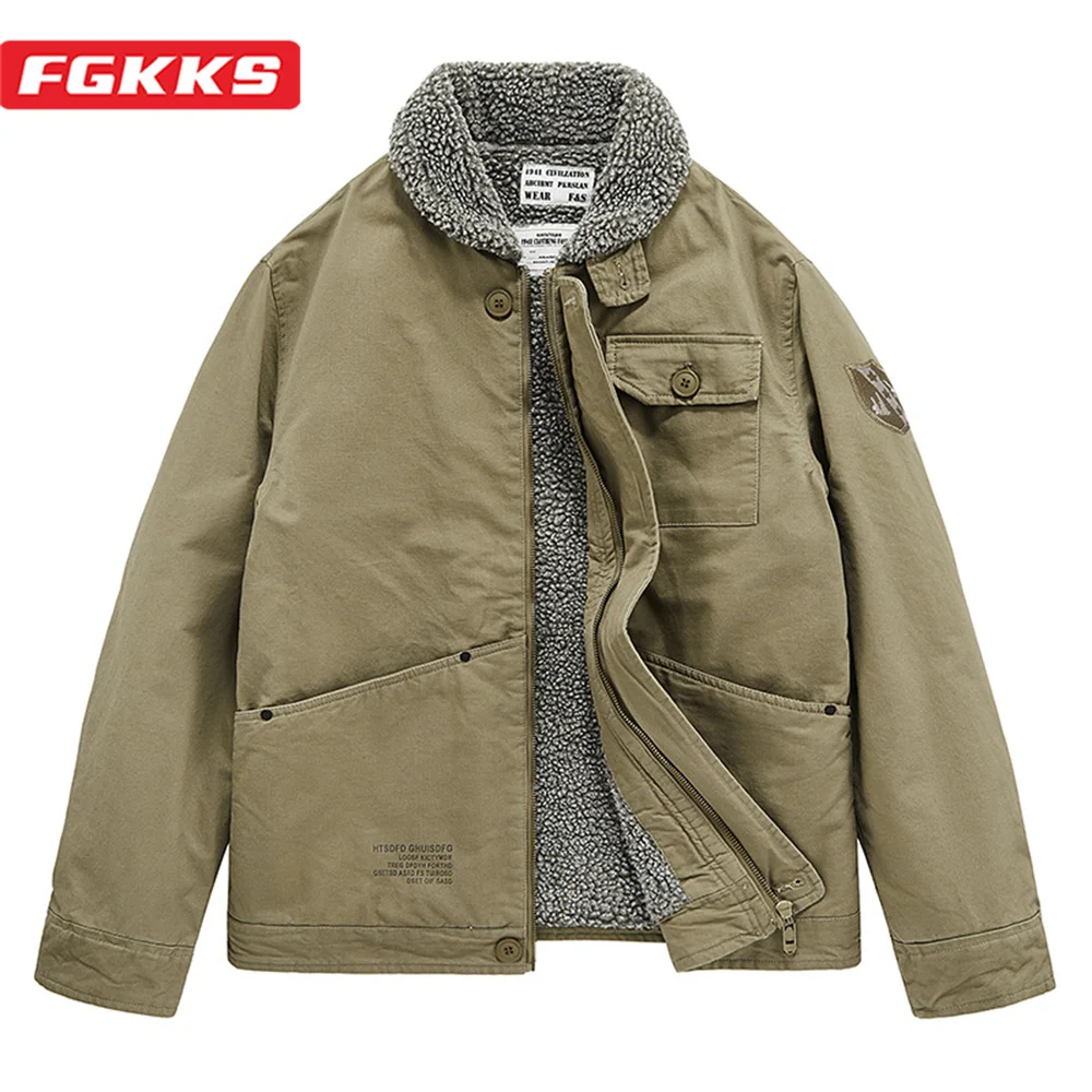 

FGKKS Autumn New Men Thick Fleece Jacket Men Winter Jacket Casual Fashion Military Pilot Motorcycle Leather Jacket Men