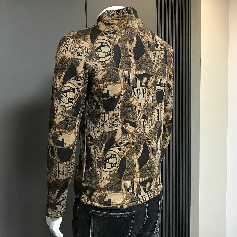 

Winter new plush thickened long sleeve T-shirt for men