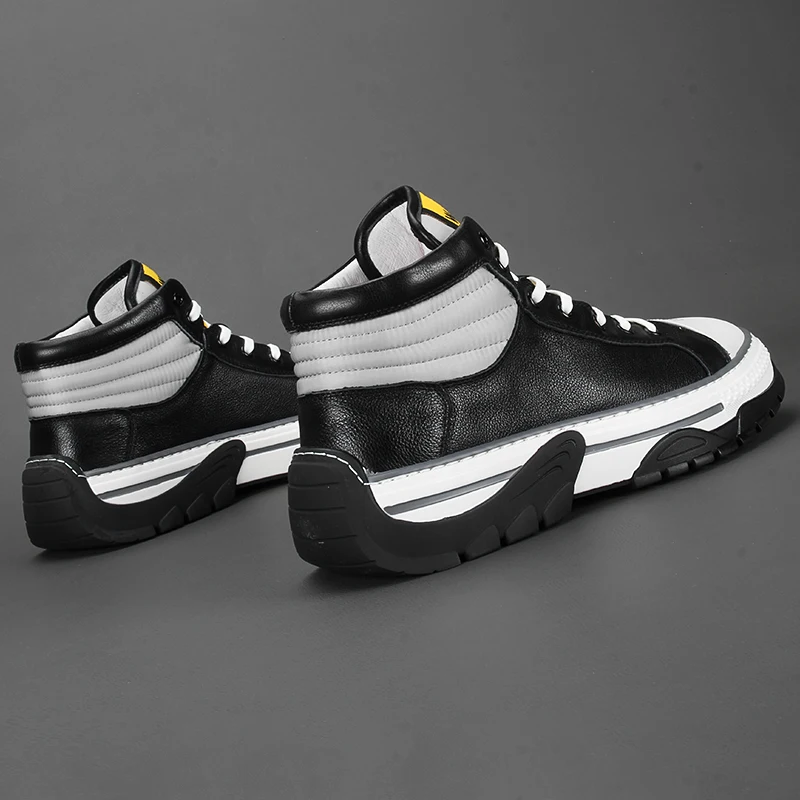 Кроссовки мужские из натуральной кожи высокие с перекрестной шнуровкой круглый