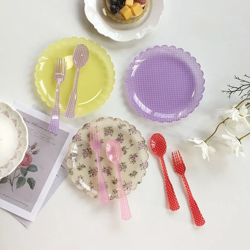 

Plastic Dessert Tray Acrylic Cake Dish Grid Pattern Spork Floral Plates Decorative Wedding Party Birthday Fruit Plate Spoon Fork