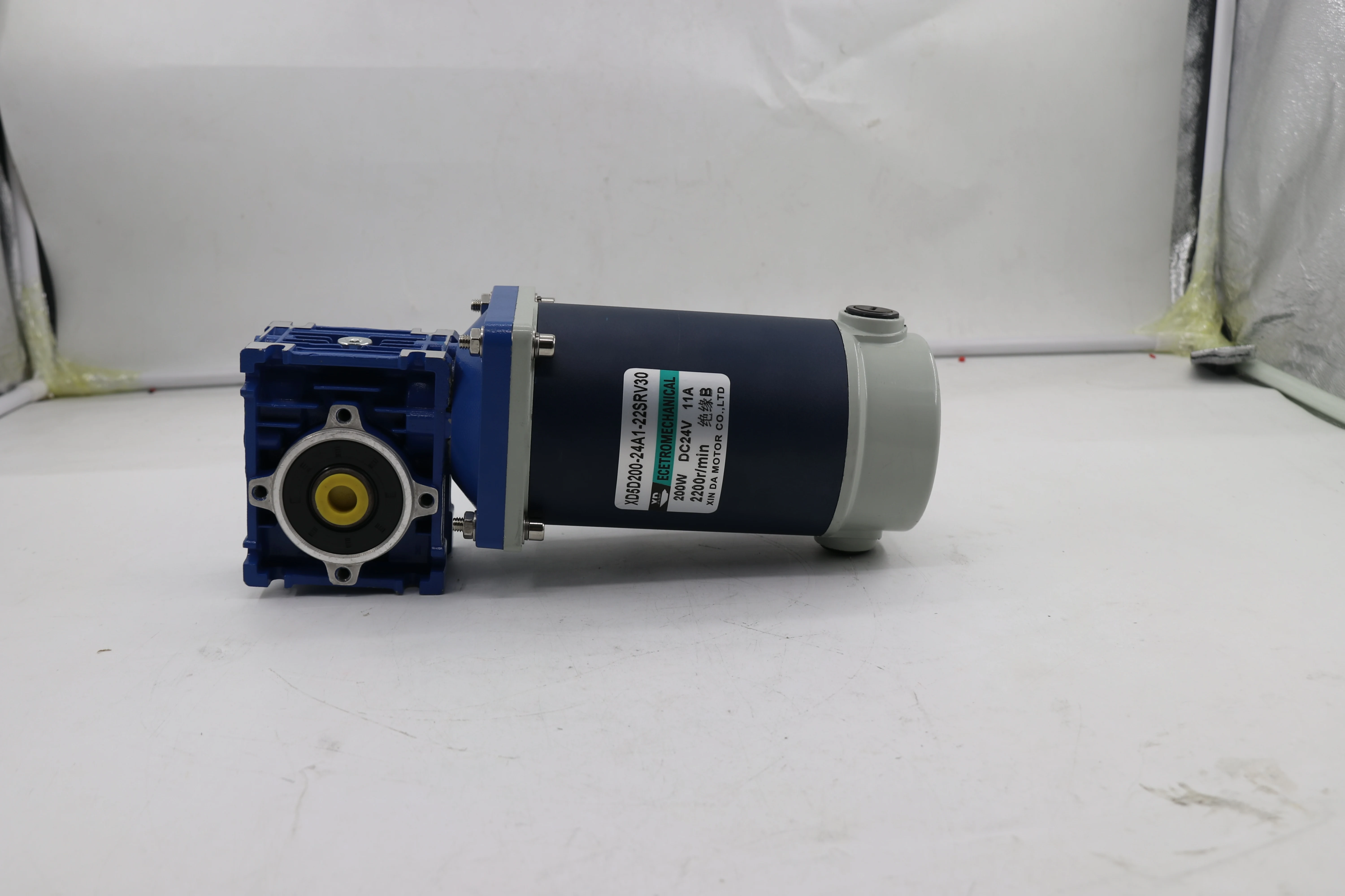 Редукторный двигатель постоянного тока 200 Вт RV30 низкоскоростной с