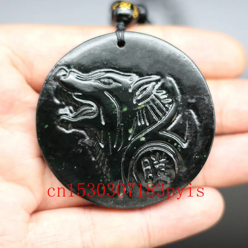 Ожерелье из натурального черного и зеленого нефрита с подвеской в виде волка