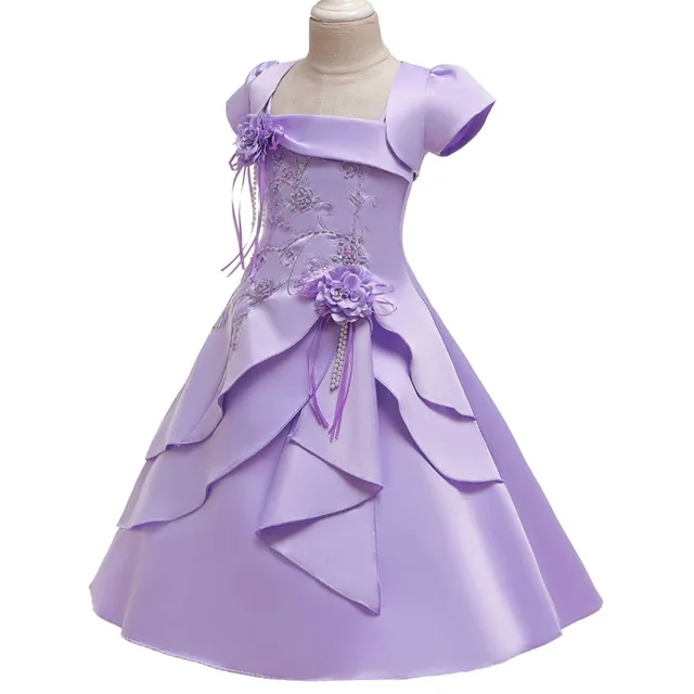 Покупатели рекомендуют Качественное детское банкетное платье с вышивкой