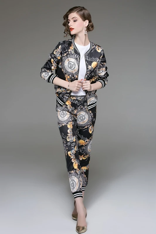 

European station foreign trade women's wear fall / winter 2020 new European and American printed Top + Leggings casual suit