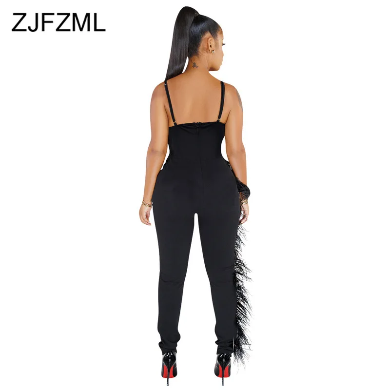 Женский комбинезон на бретелях спагетти с открытой спиной и боковыми