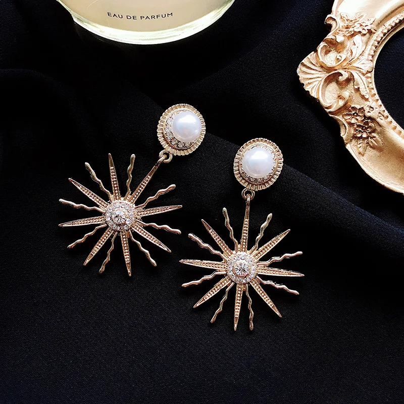 

2020 Women's Earrings New Trendy Crystal Geometric Dangle Earrings Solar Crystal Women Drops Earrings Bohemian Girl Jewelry Gift