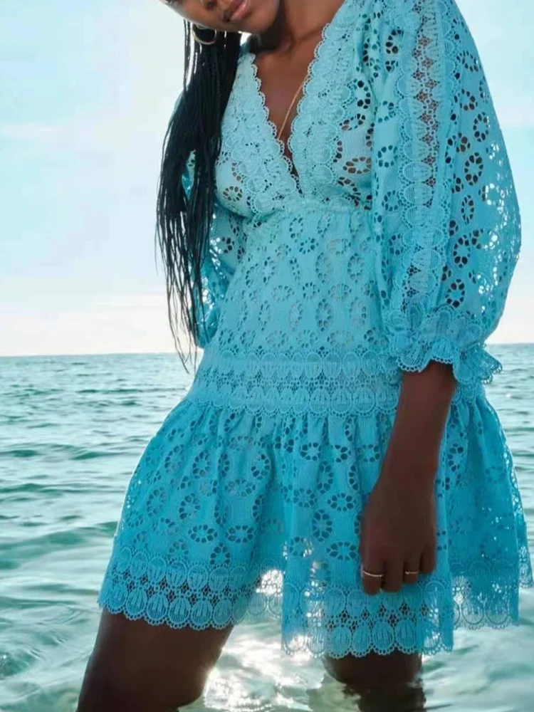 

Retro solid color sexy deep V-neck applique hollow high-waist lace dress ladies summer new style A-line big puff skirt