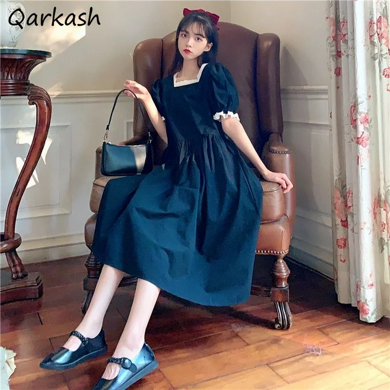 

Платье женское до середины икры с квадратным вырезом и рукавами-фонариками