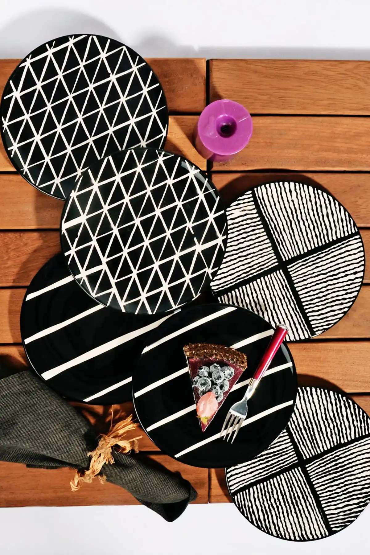 

6'l Special Design Handmade 21cm Cake Dish Set