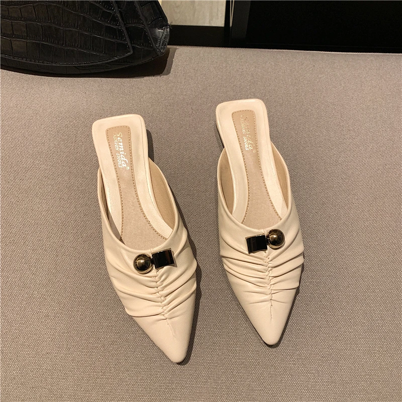 

2021 spring and summer Baotou Muller sandals and slippers pleated soft flat low heels pointed shallow patent leather lazy shoes