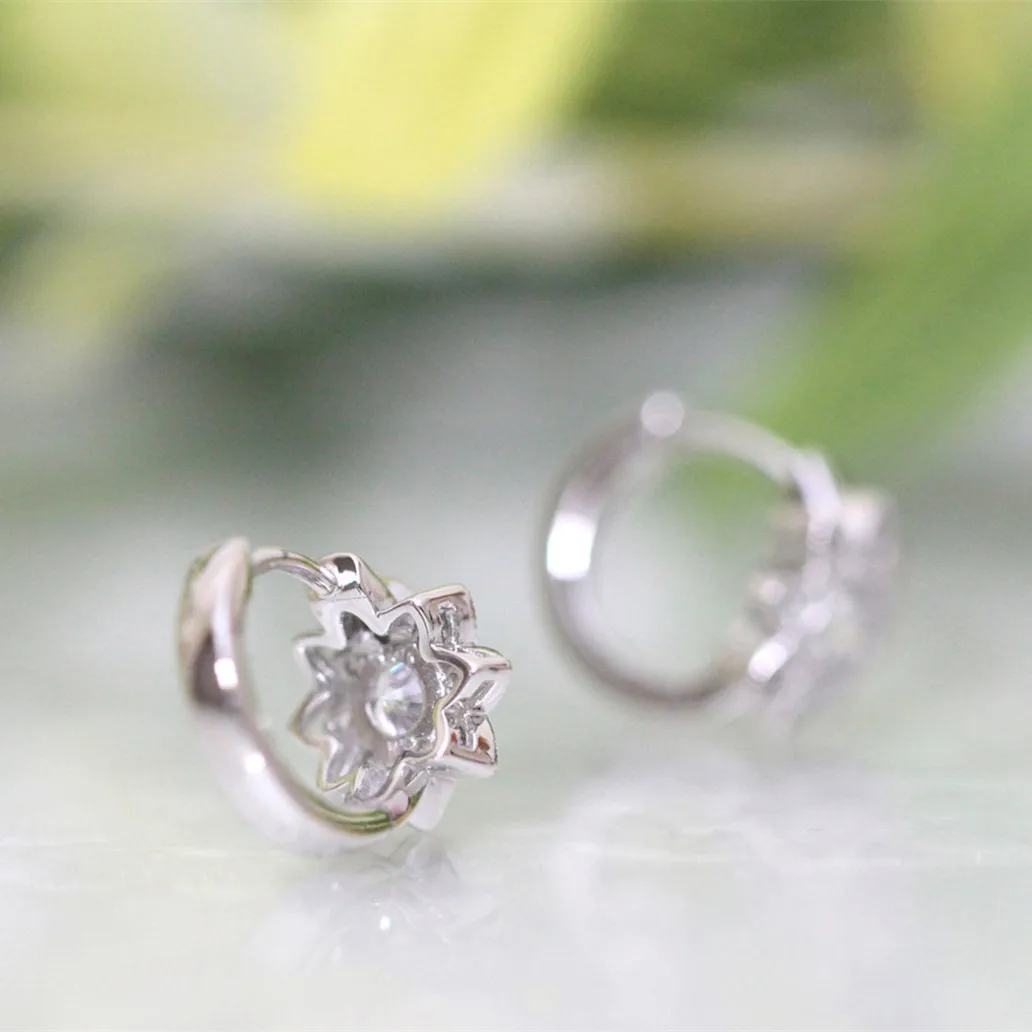 

Luxury Female White Crystal Stone Earrings Charm Silver Color Wedding Earrings Small Flower Hoop Earrings For Women
