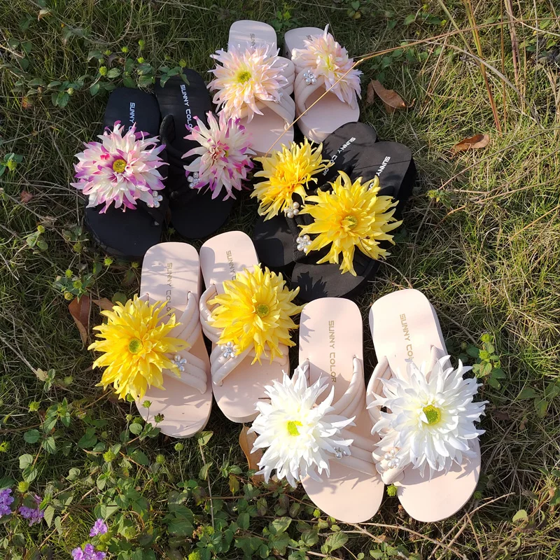 

Beach Shoes Flower Ladies' Slippers Luxury Slides On A Wedge Med Sabot Designer Soft Fabric Rubber PU Floral Fashion Cotton