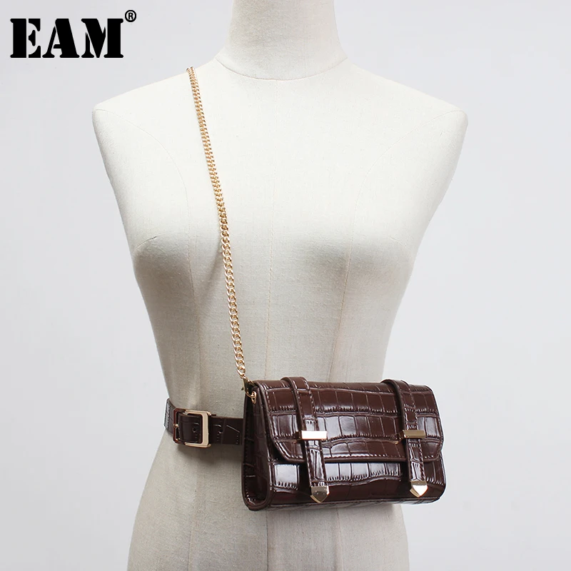 

[EAM] Metal Chains Split Joint Camel Mini-bag Brief Pu Leather Belt Personality Women New Fashion All-match Spring 2022 1U429