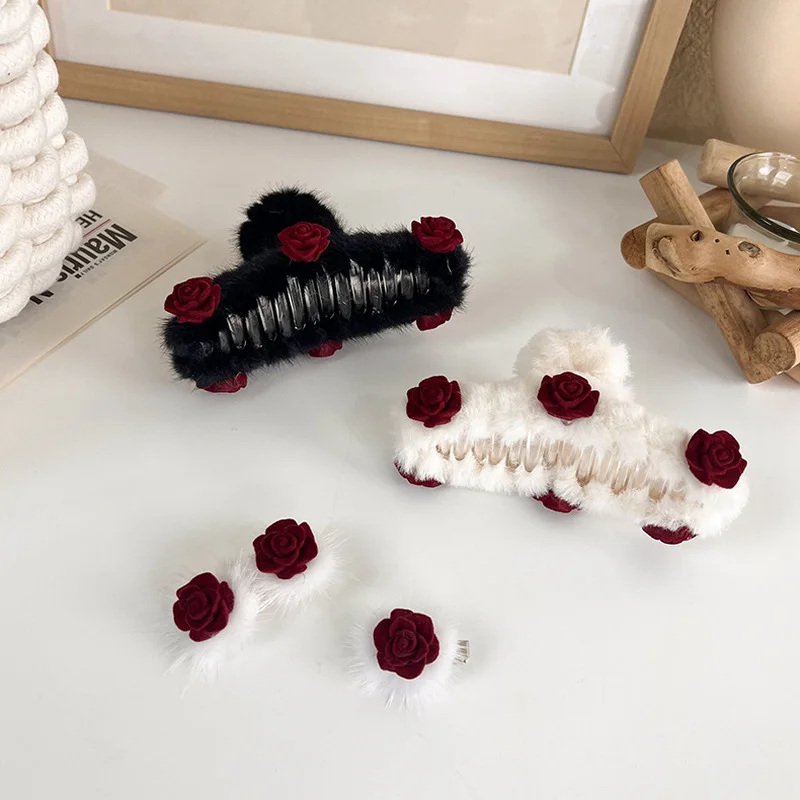 

LOVOACC Autumn Winter Cute Multicolor Cross Geometric Plush Hair Claws for Women Ladies Rose Flower Large Shark Clip Accessories