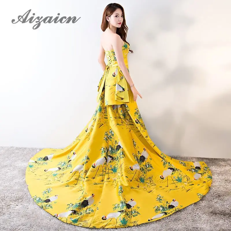 Желтое атласное китайское модное платье с вышивкой Qipao 2018 новые роскошные