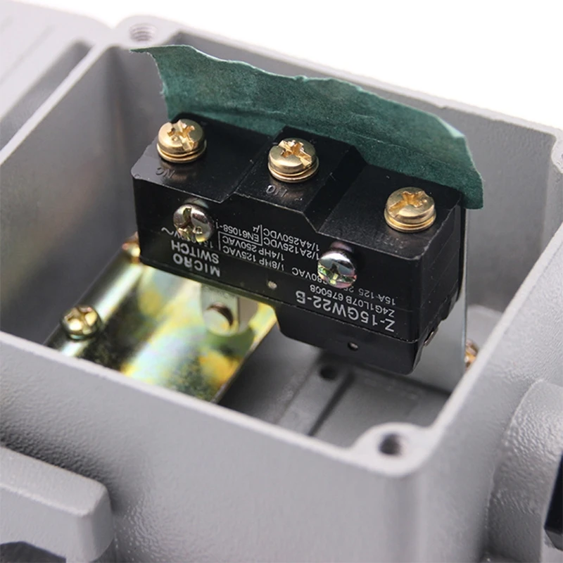 

LT4 foot switch aluminium case treadle pedal switch for machine tool control sil G88A