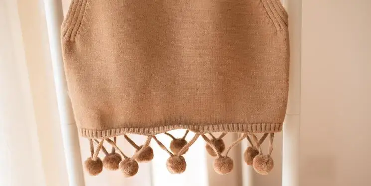 Свитер для маленьких девочек жилет модные свитера без рукавов милая вязаная