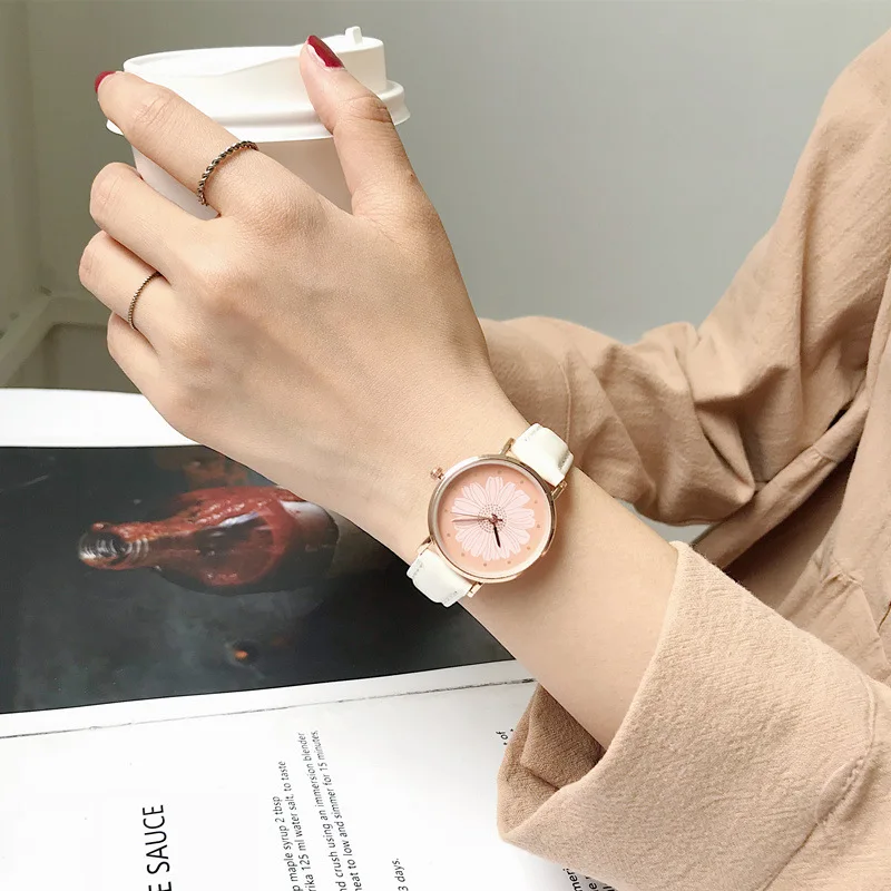 Элегантные женские часы с цветком маргаритки модные повседневные из нержавеющей