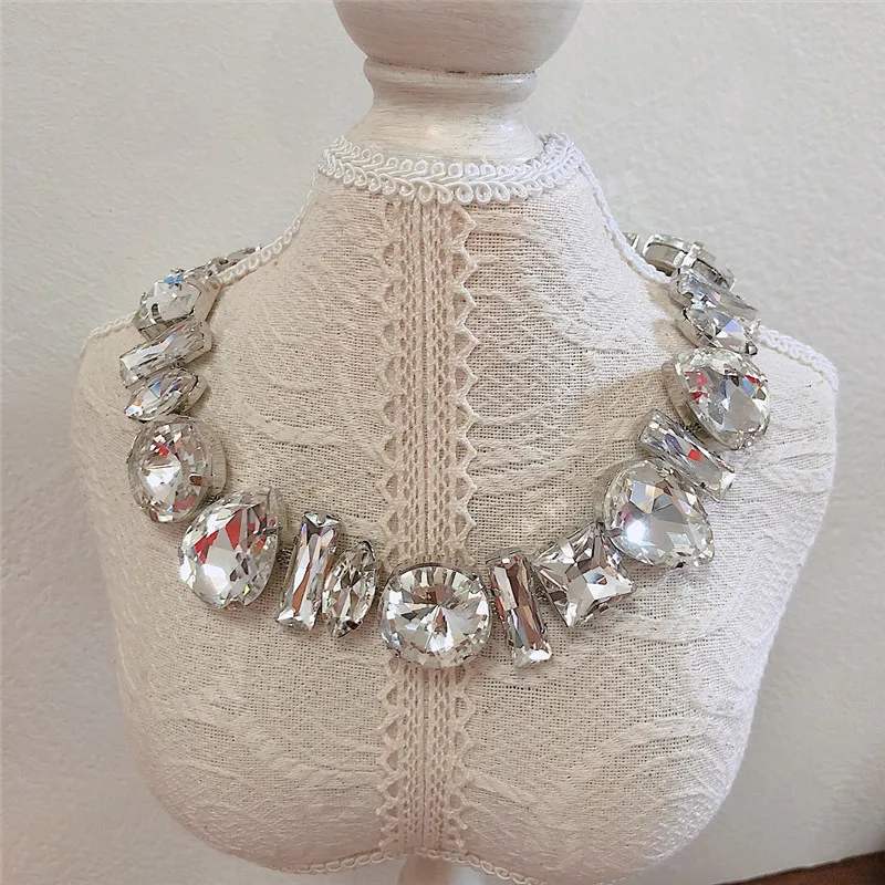

Luxurious Full Crystal Fashion Woman Neck chain Chokers Necklaces Shining Trendy Clavicle charm Zircon Jewellery Wedding Party