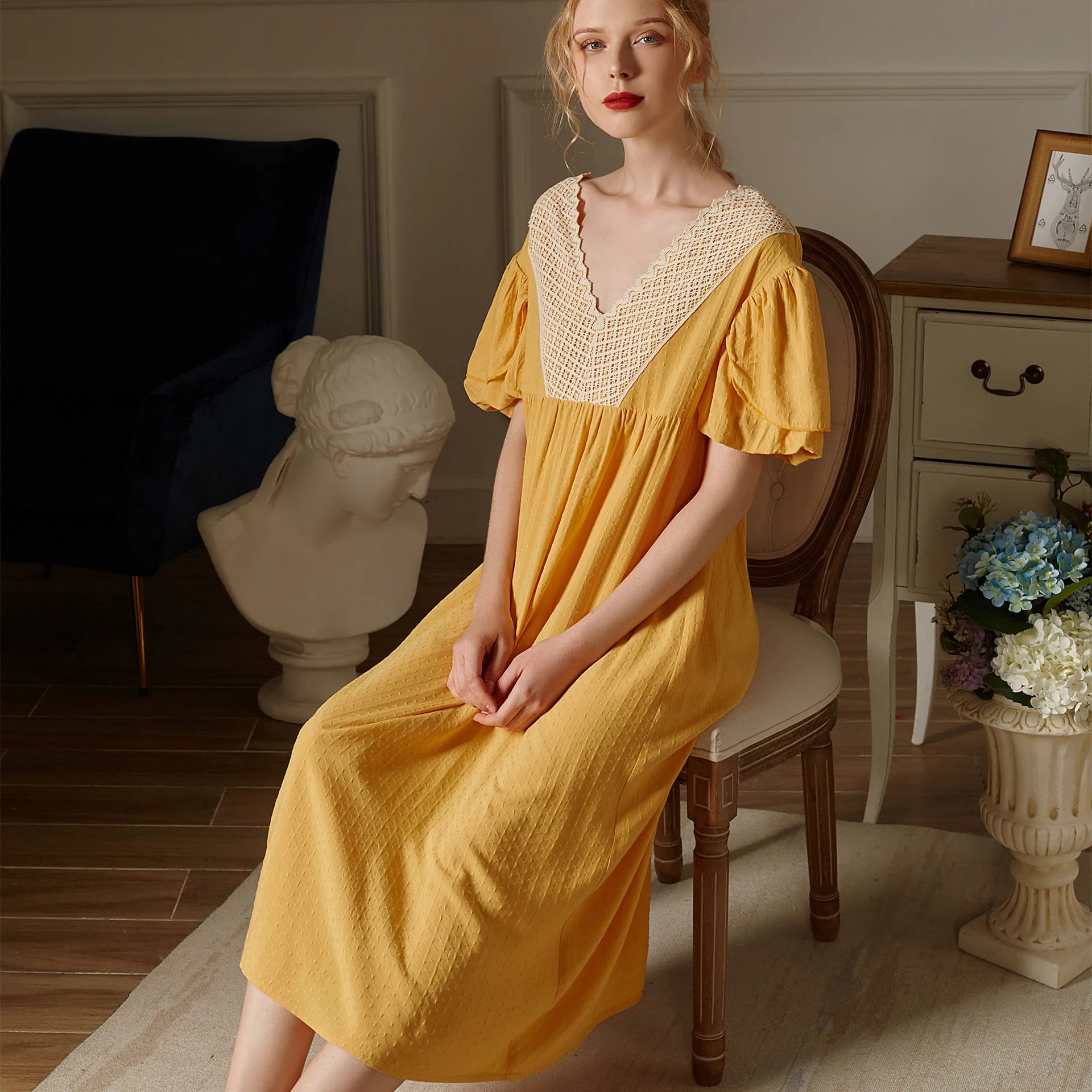 

High Street Color Contrast V-neck French Sweet Back Ginger Nightwear New Puff Sleeve Yellow Nightrobe Pleated Nightdress Women