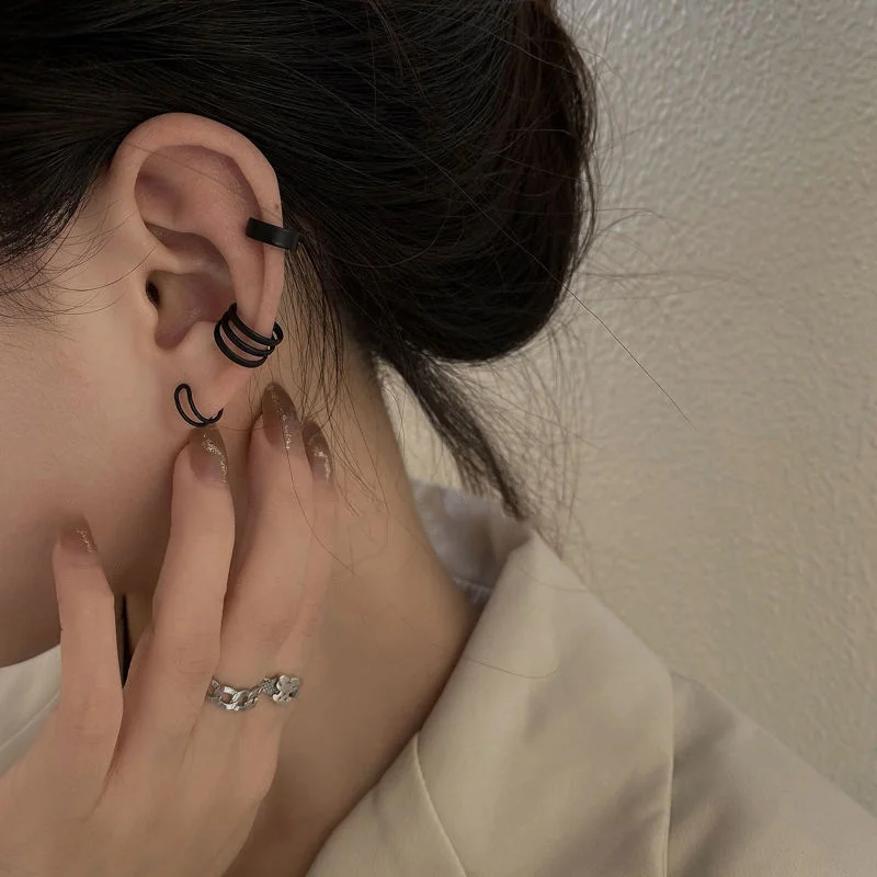 

Black Geometric C-shaped Ear Clip Set Ins Simple Personality Ear Bone Clip Without Ear Hole Temperament Versatile Earrings