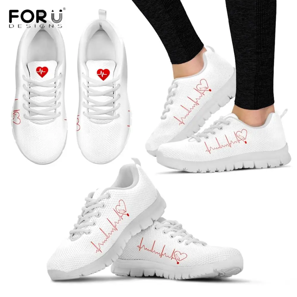 Женские кроссовки на плоской подошве с рисунком стетоскопа|Обувь без каблука| |