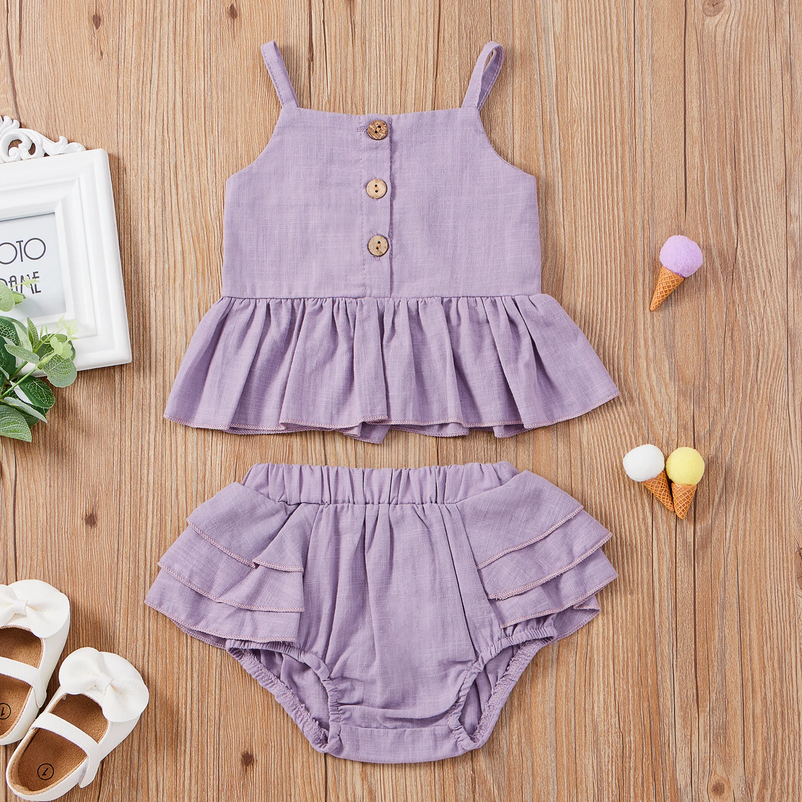 

2021-05-05 Lioraitiin 2Pcs Set 0-5Years Toddler Girls Summer Fashion Solid Color Button Suspender Tops and Ruffles Short Pants