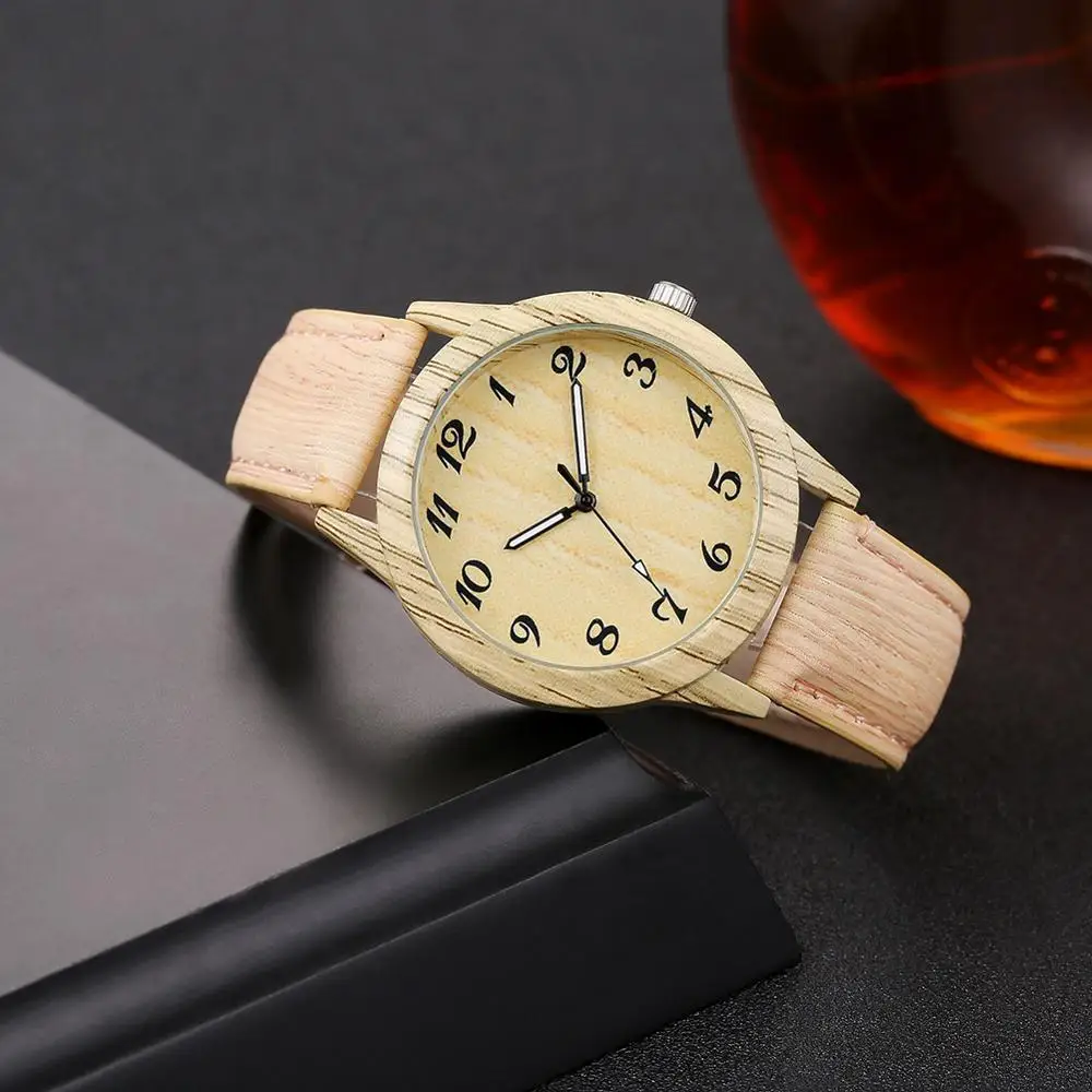 

2020 Wood Look Fashion Women Watch New Fashion Leather Band Quartz Wristwatches Simple Design Ladies Clock Gift reloj mujer