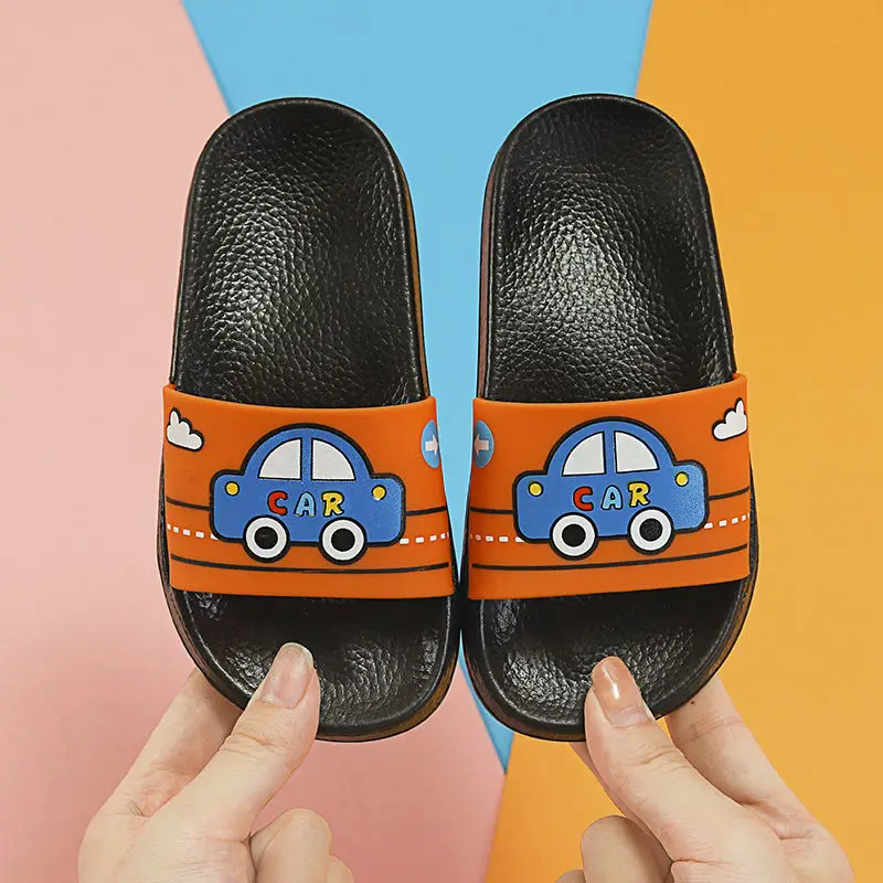 Тапочки детские с мультяшными машинками Нескользящие летние легкие мягкой