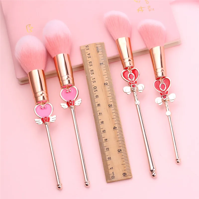 Короткая футболка с героями из японского аниме Сейлор Мун набор кистей для