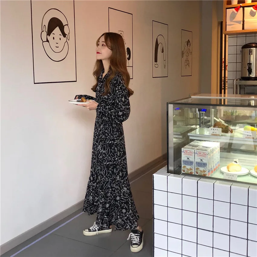 Осенне зимнее черное винтажное шифоновое платье с цветочным рисунком в стиле