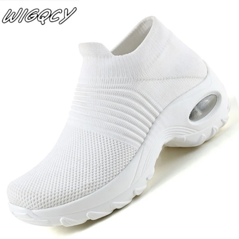 

2020 Spring Women Sneakers Shoes Flat Slip on Platform Sneakers for Women Black Breathable Mesh Sock Sneakers Shoes