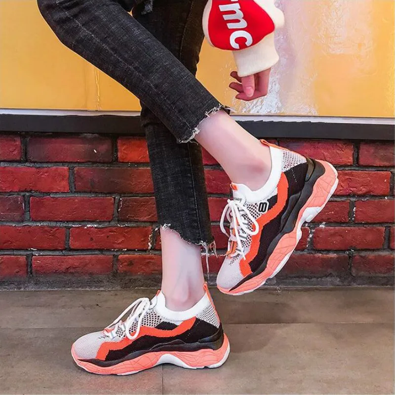 

2020 Women Casual Shoes Sneakers Breathable Air Mesh Walking Flat Shoes Lace Up Sneakers Women Tenis Feminino Vulcanized Shoes