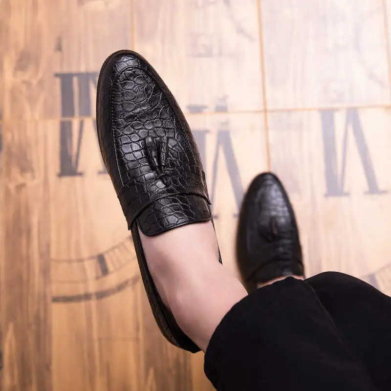 

Спиннинговые мужские туфли 2021 Fittnes, повседневные мужские классические туфли, кожаные туфли, повседневные мужские брендовые кроссовки для т...