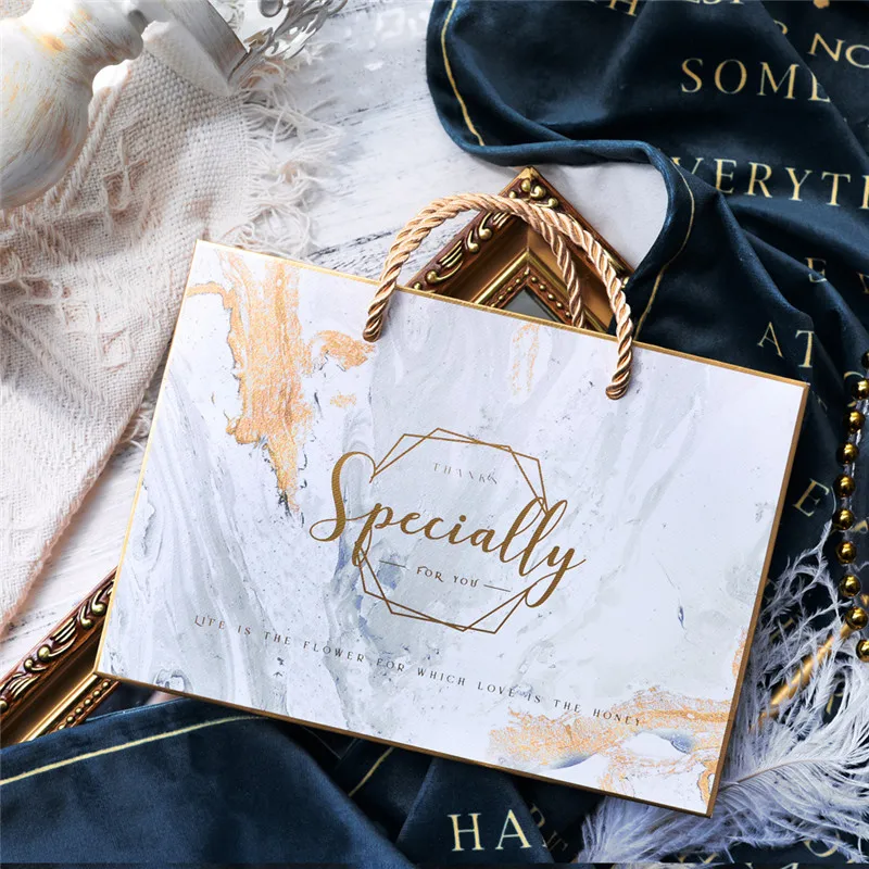 

5pcs creative Jewelry products paper tote bag European hot wedding Favorite candy bag birthday party gift PVC bag 55