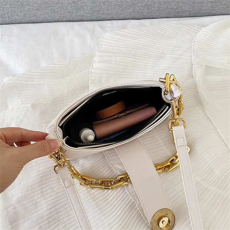 

TOYOOSKY Thick Chain Design PU Leather Crossbody Bags For Women Small Handbags and Purses Female Shoulder Messenger Bag