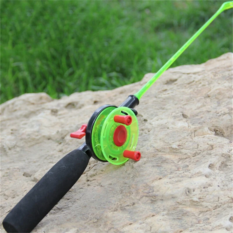 

2pcs/Set Portable Lightweight Ice Winter Fishing Rod Reel Combos Ultralight Spinning Outdoor Fishing Tool