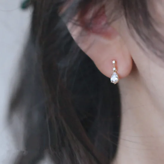 Серьги-гвоздики из настоящего золота 9 к изящные висячие серьги с кристаллами