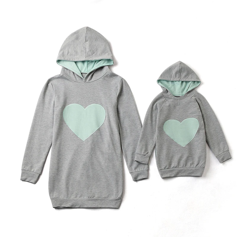 

Love Mother Daughter Sweatshirts Family Matching Outfits Look Mommy And Me Clothes Mom Woman Girls Tops Autumn Sweater Hoodies