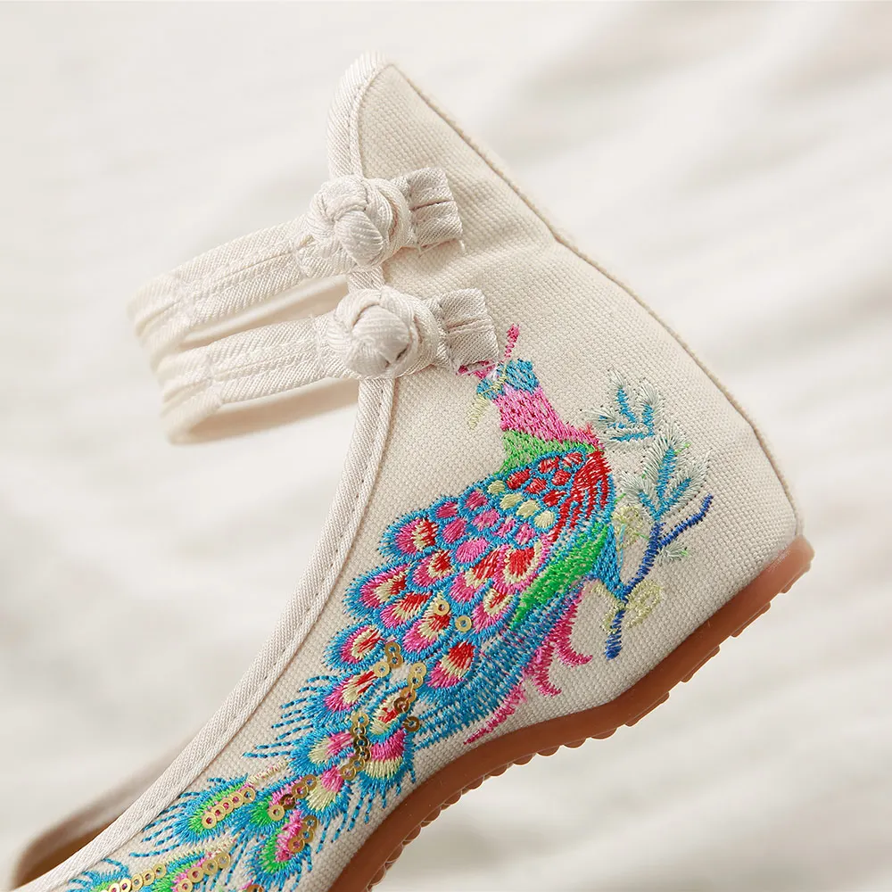 Женские балетки ручной работы Veowalk на плоской подошве с блестками и вышивкой