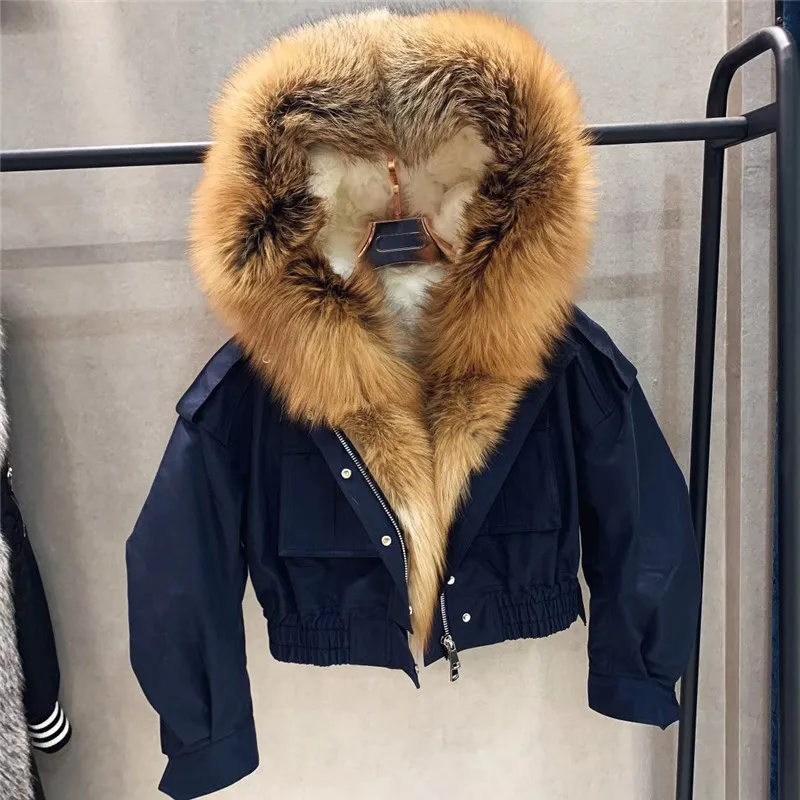 Тёмно-синий В году, Короткая Меховая парка в уличном стиле для девочек куртка с подкладкой из овечьего меха зимняя куртка-бомбер с капюшоном и отделкой из лисьего меха - Цвет: Тёмно-синий