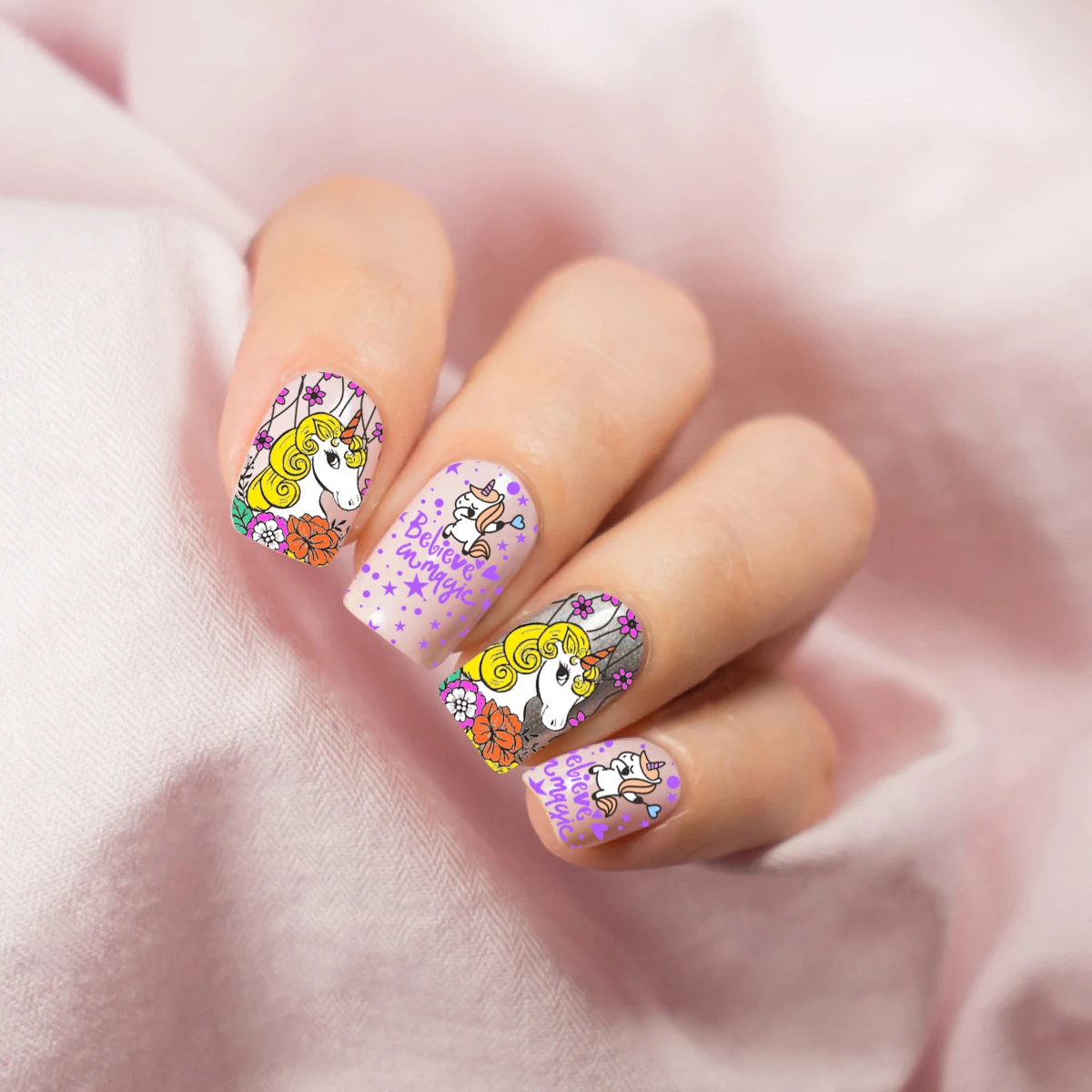 Штамповочные пластины в стиле единорога для ногтей милый узор виде облаков