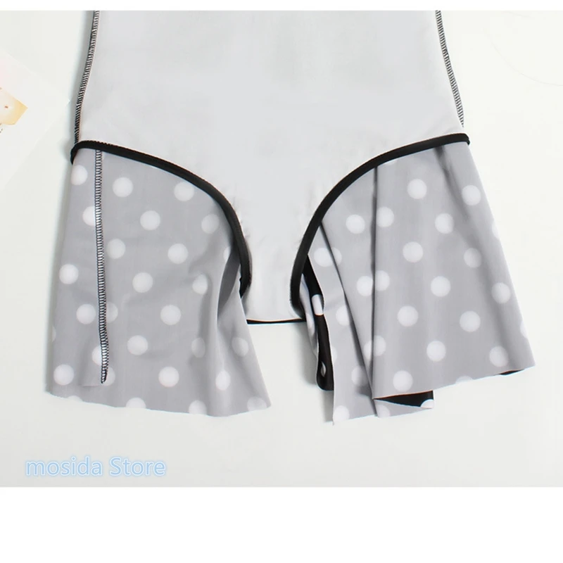 

100pcs 2020 new black one-piece swimsuit polka dots plus fat increase skirt conservative sexy swimsuit